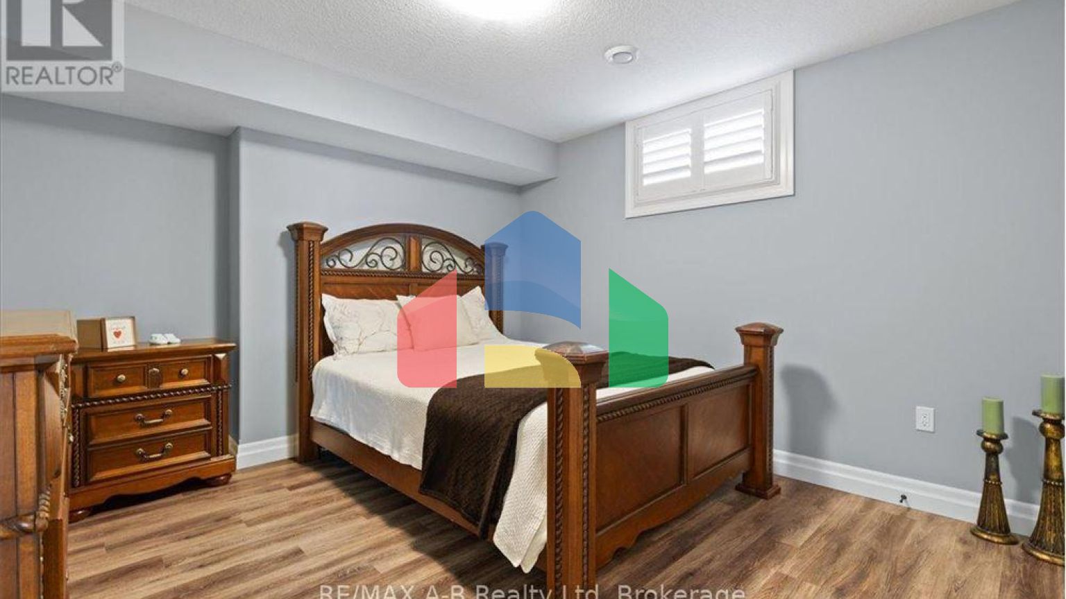 Residential - Single Family Home - St Marys, Canada - Canada