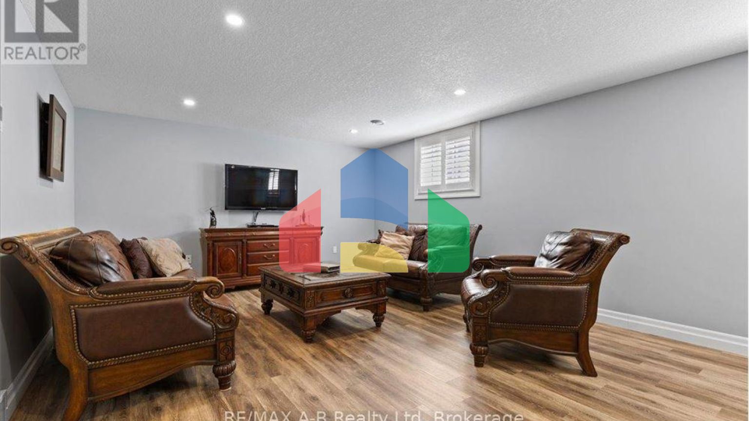 Residential - Single Family Home - St Marys, Canada - Canada