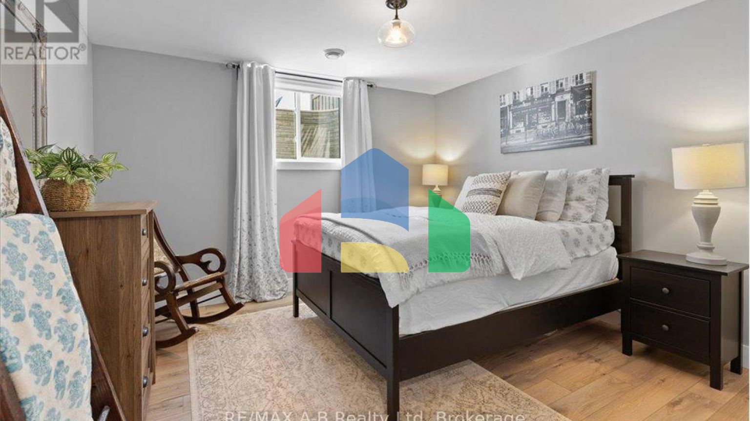 Residential - Single Family Home - St Marys, Canada - Canada