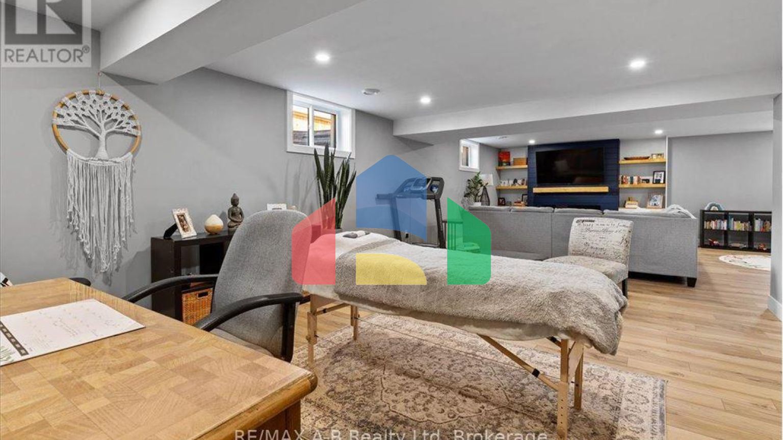 Residential - Single Family Home - St Marys, Canada - Canada