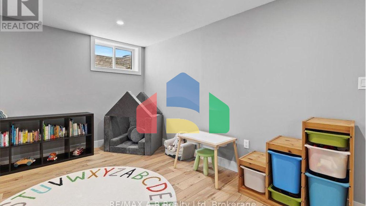 Residential - Single Family Home - St Marys, Canada - Canada