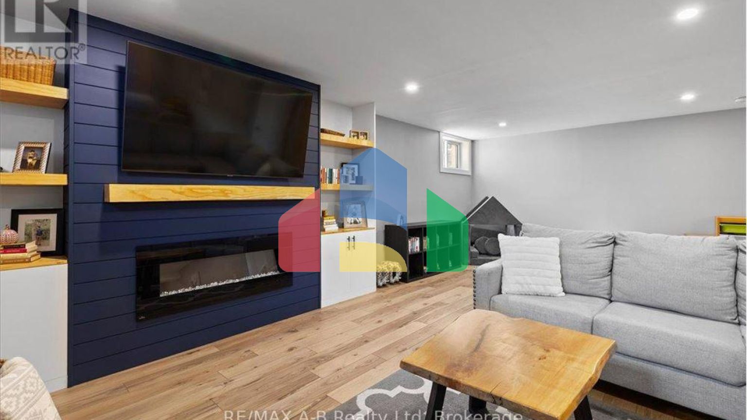 Residential - Single Family Home - St Marys, Canada - Canada