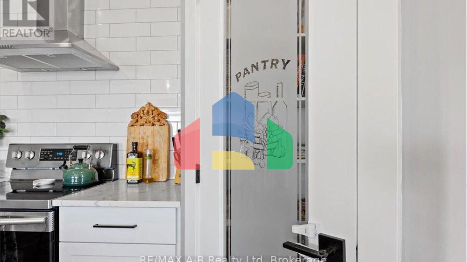 Residential - Single Family Home - St Marys, Canada - Canada