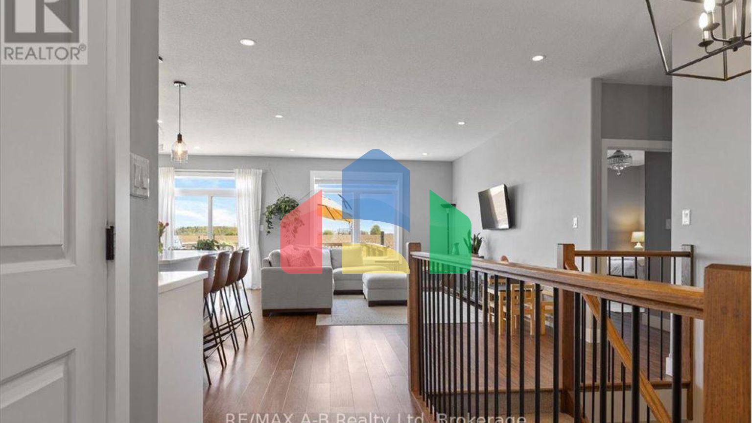 Residential - Single Family Home - St Marys, Canada - Canada