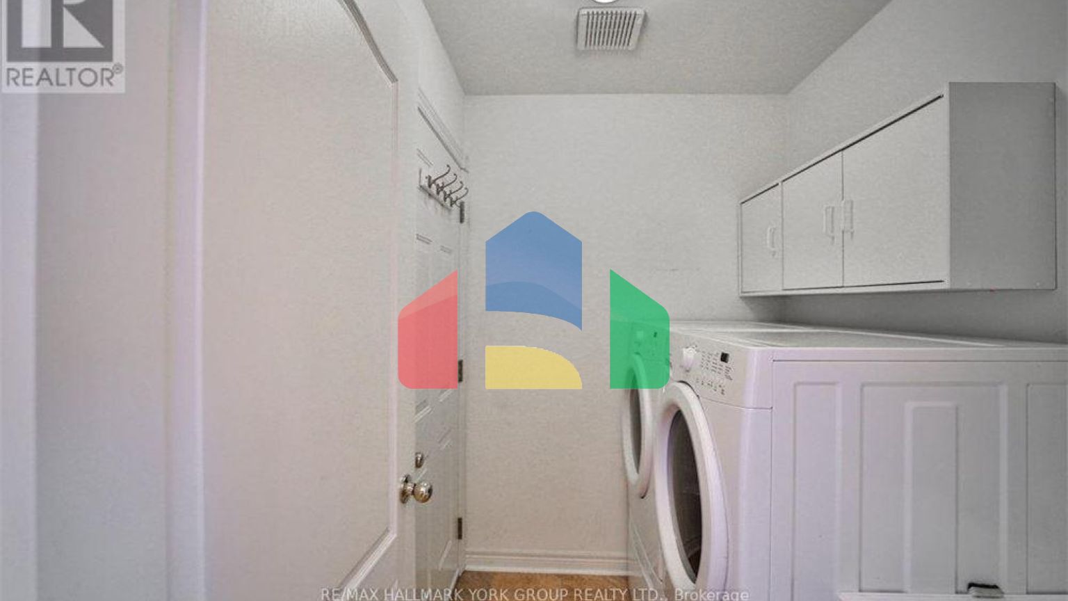 Residential - Single Family Home - Georgina, Canada - Canada