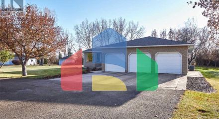 Residential - Single Family Home - Rural Cypress County, Canada - Canada