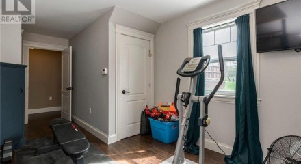 Residential - Single Family Home - Enfield, Canada - Canada