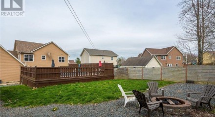 Residential - Single Family Home - Enfield, Canada - Canada