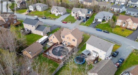 Residential - Single Family Home - Enfield, Canada - Canada