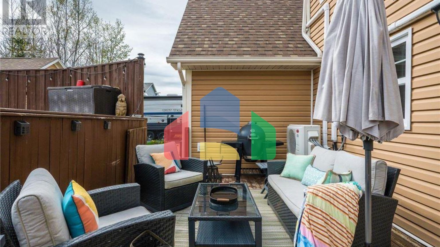 Residential - Single Family Home - Enfield, Canada - Canada