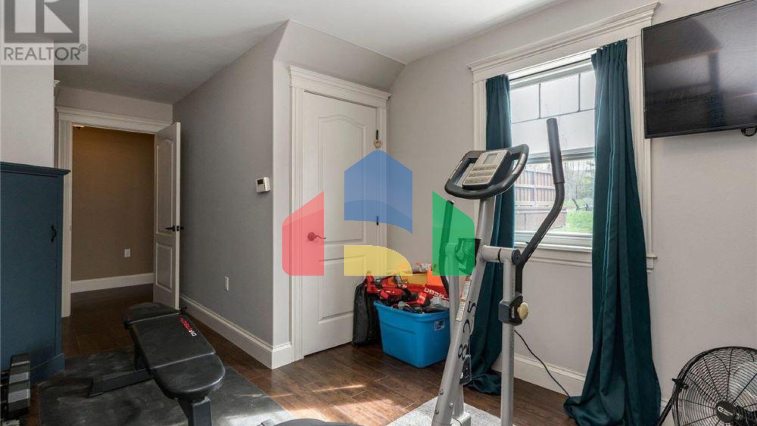 Residential - Single Family Home - Enfield, Canada - Canada