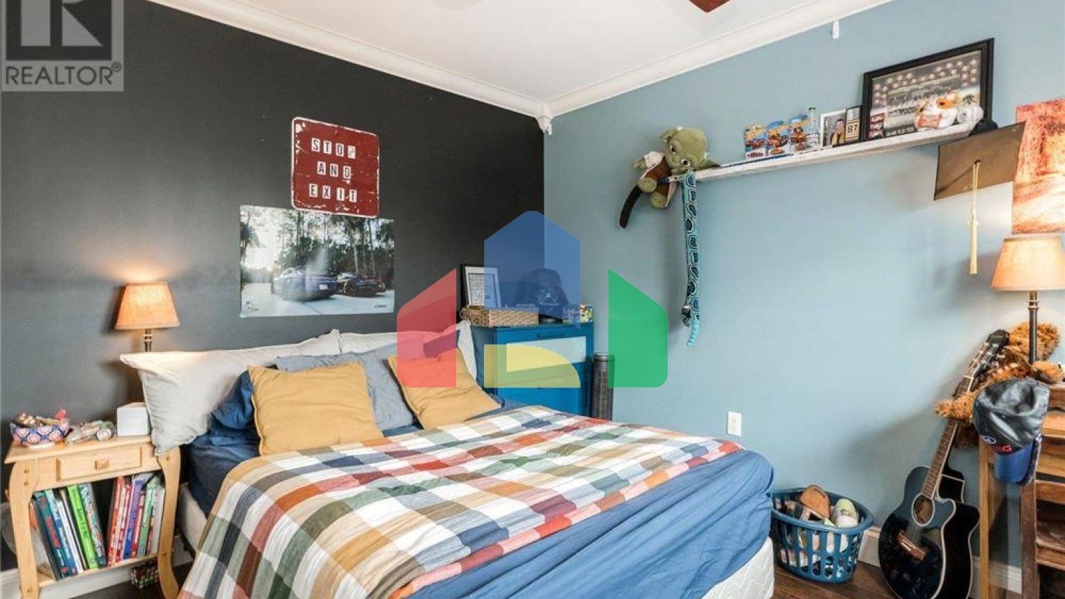 Residential - Single Family Home - Enfield, Canada - Canada