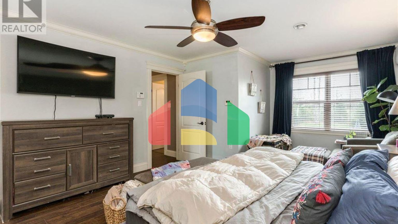 Residential - Single Family Home - Enfield, Canada - Canada