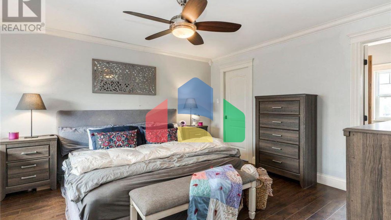 Residential - Single Family Home - Enfield, Canada - Canada