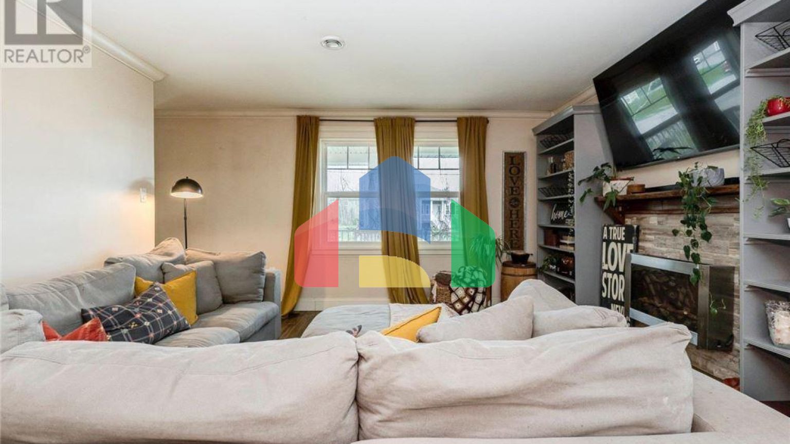 Residential - Single Family Home - Enfield, Canada - Canada