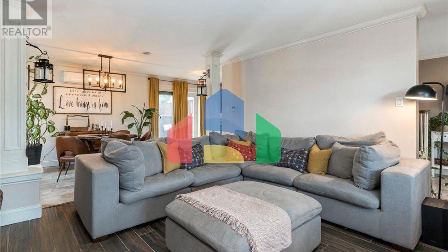 Residential - Single Family Home - Enfield, Canada - Canada