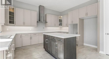Residential - Single Family Home - Fonthill, Canada - Canada