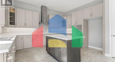 Residential - Single Family Home - Fonthill, Canada - Canada