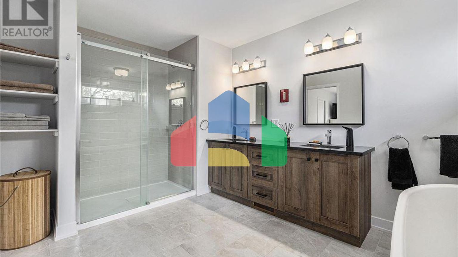 Residential - Single Family Home - Arnprior, Canada - Canada