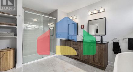 Residential - Single Family Home - Arnprior, Canada - Canada