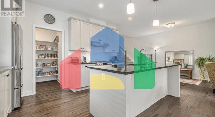 Residential - Single Family Home - Arnprior, Canada - Canada