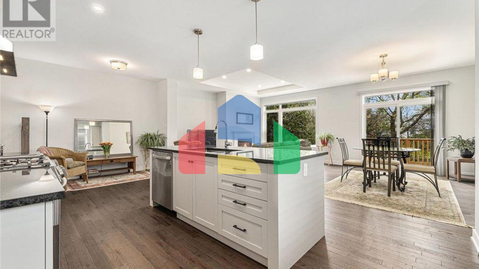 Residential - Single Family Home - Arnprior, Canada - Canada