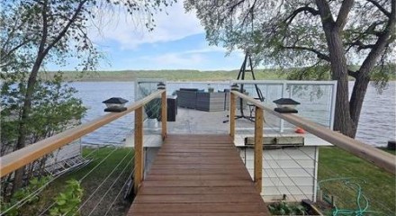 Residential - Single Family Home - Crooked Lake, Canada - Canada