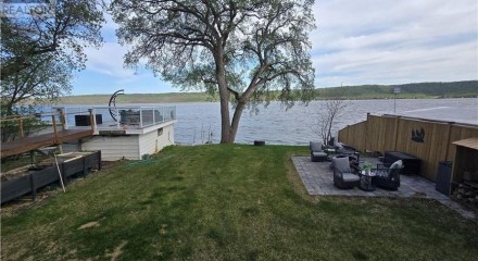 Residential - Single Family Home - Crooked Lake, Canada - Canada