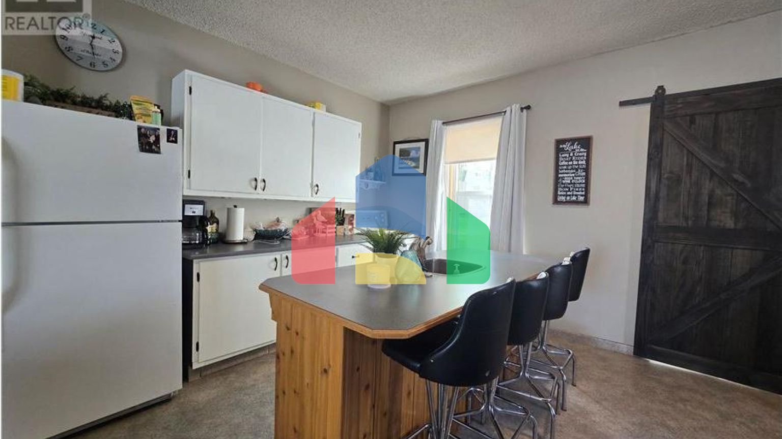 Residential - Single Family Home - Crooked Lake, Canada - Canada