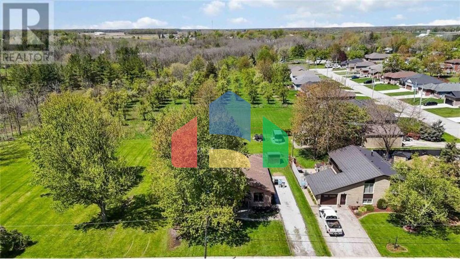 Residential - Single Family Home - Oil Springs, Canada - Canada