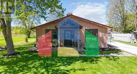 Residential - Single Family Home - Oil Springs, Canada - Canada