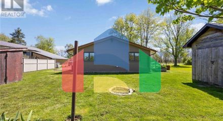 Residential - Single Family Home - Oil Springs, Canada - Canada