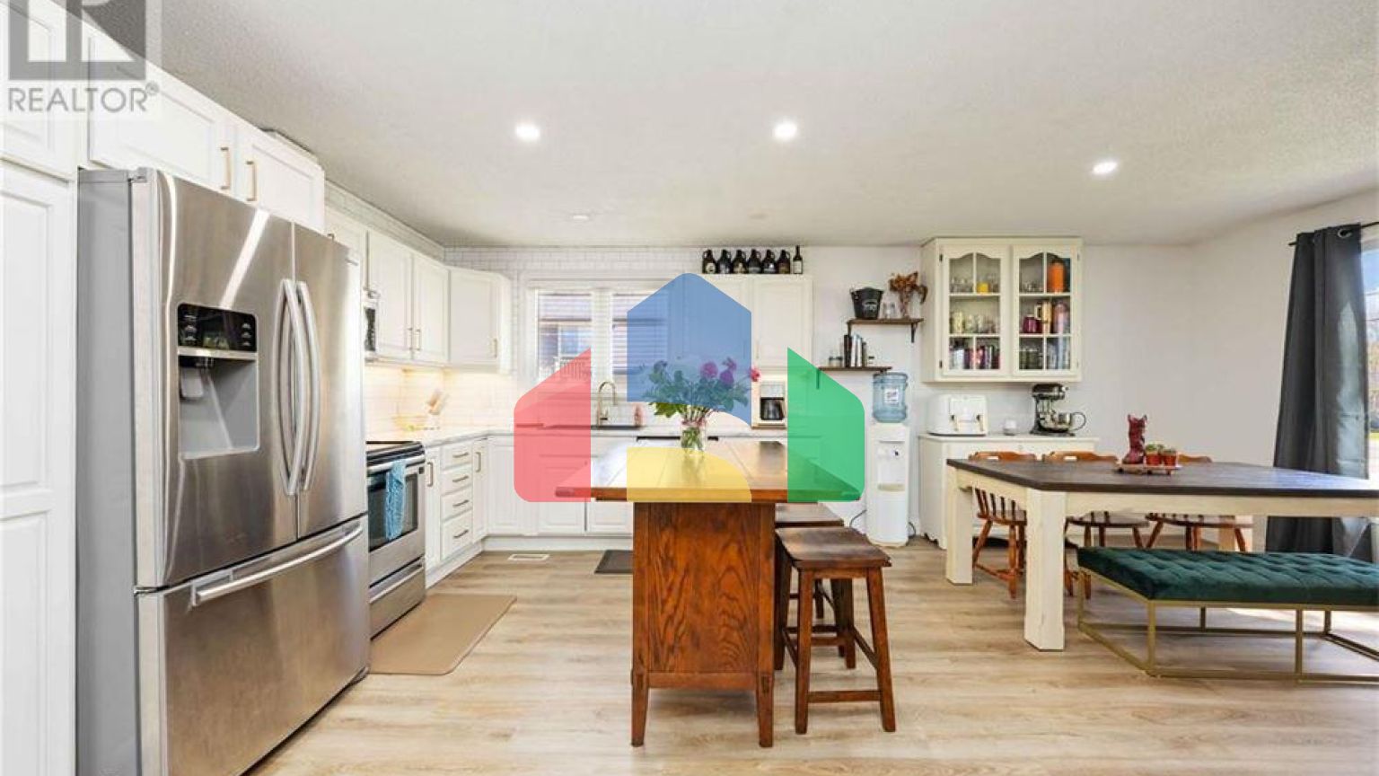 Residential - Single Family Home - Oil Springs, Canada - Canada