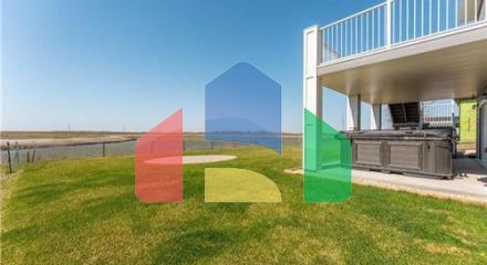 Residential - Single Family Home - Niverville, Canada - Canada