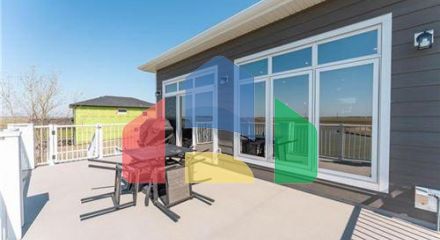 Residential - Single Family Home - Niverville, Canada - Canada