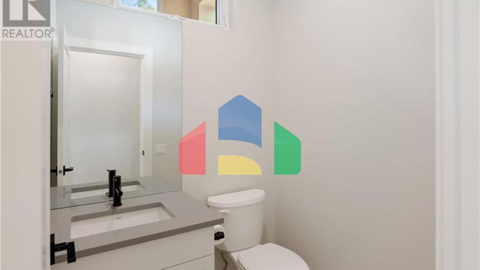 Residential - Condo/Apartment - Lake Country, Canada - Canada