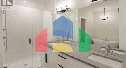 Residential - Condo/Apartment - Lake Country, Canada - Canada