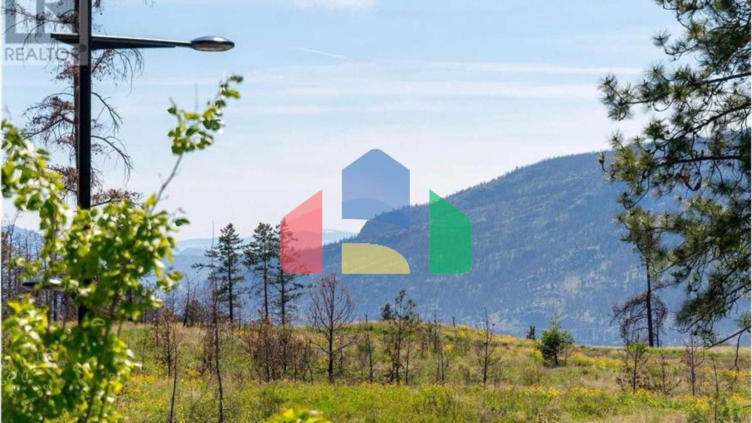 Residential - Condo/Apartment - Lake Country, Canada - Canada