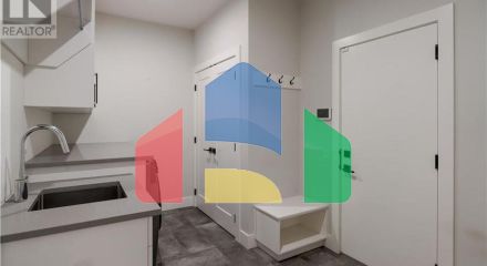 Residential - Condo/Apartment - Lake Country, Canada - Canada