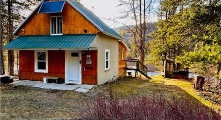 Residential - Cottage - Saint-Raymond, Canada - Canada