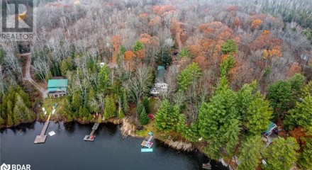 Residential - Single Family Home - Kawartha Lakes, Canada - Canada
