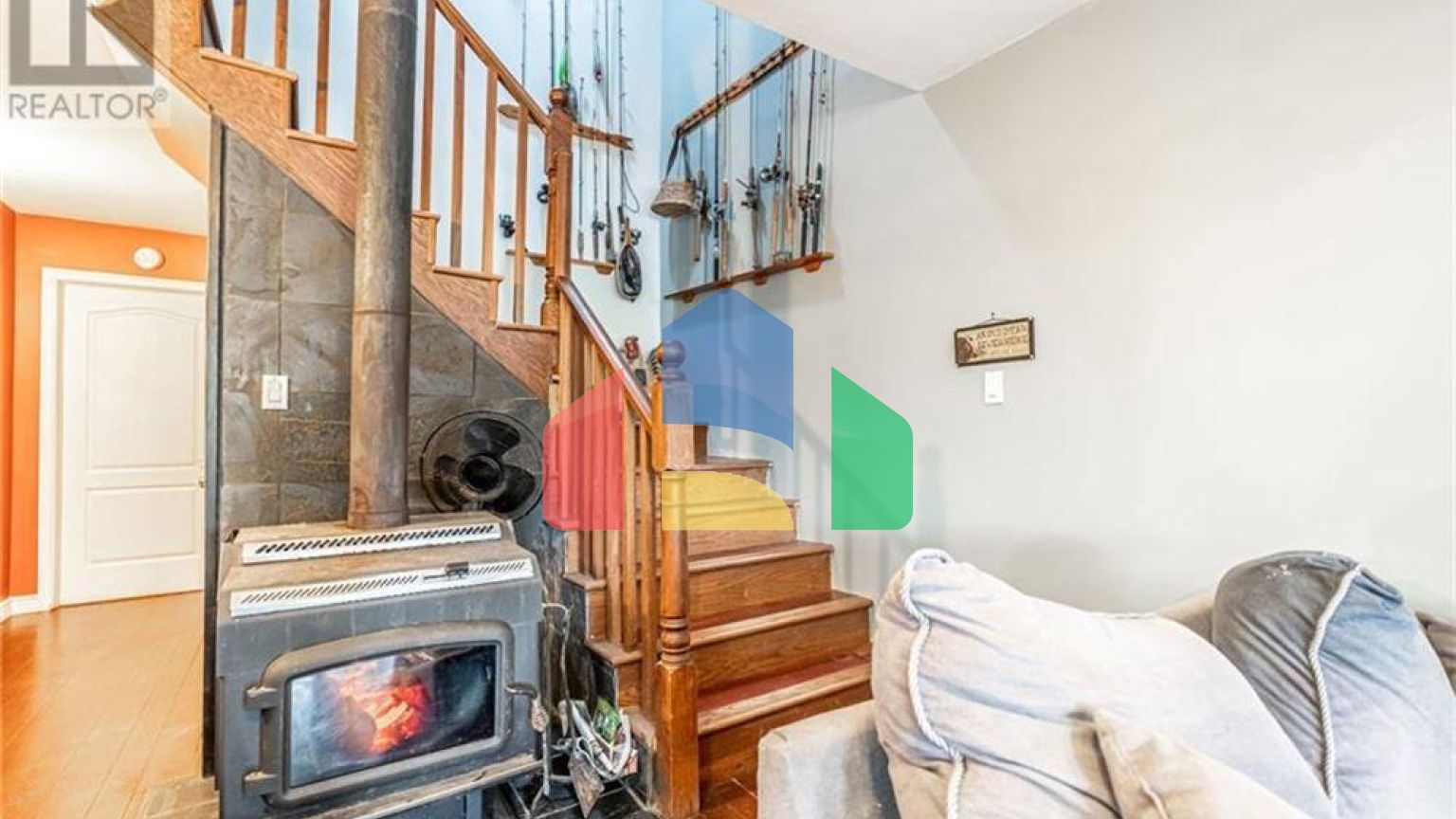 Residential - Single Family Home - Kawartha Lakes, Canada - Canada