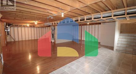 Residential - Single Family Home - Springdale, Canada - Canada Residential - Single Family Home - Springdale, Canada - Canada