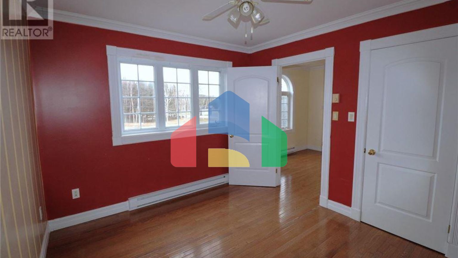 Residential - Single Family Home - Springdale, Canada - Canada