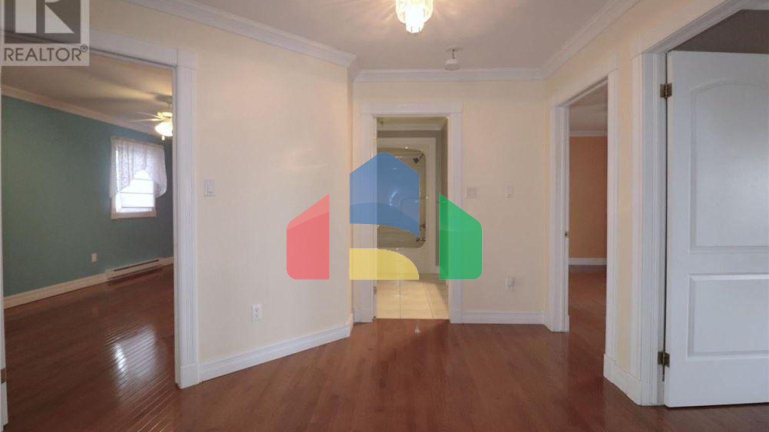 Residential - Single Family Home - Springdale, Canada - Canada