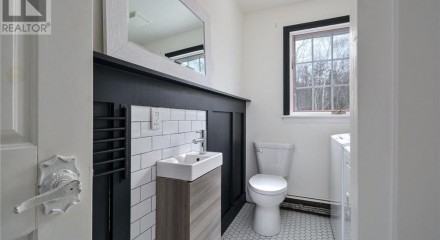 Residential - Single Family Home - Sydney River, Canada - Canada