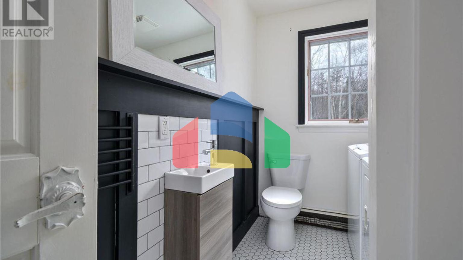 Residential - Single Family Home - Sydney River, Canada - Canada