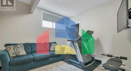 Residential - Single Family Home - Strathmore, Canada - Canada