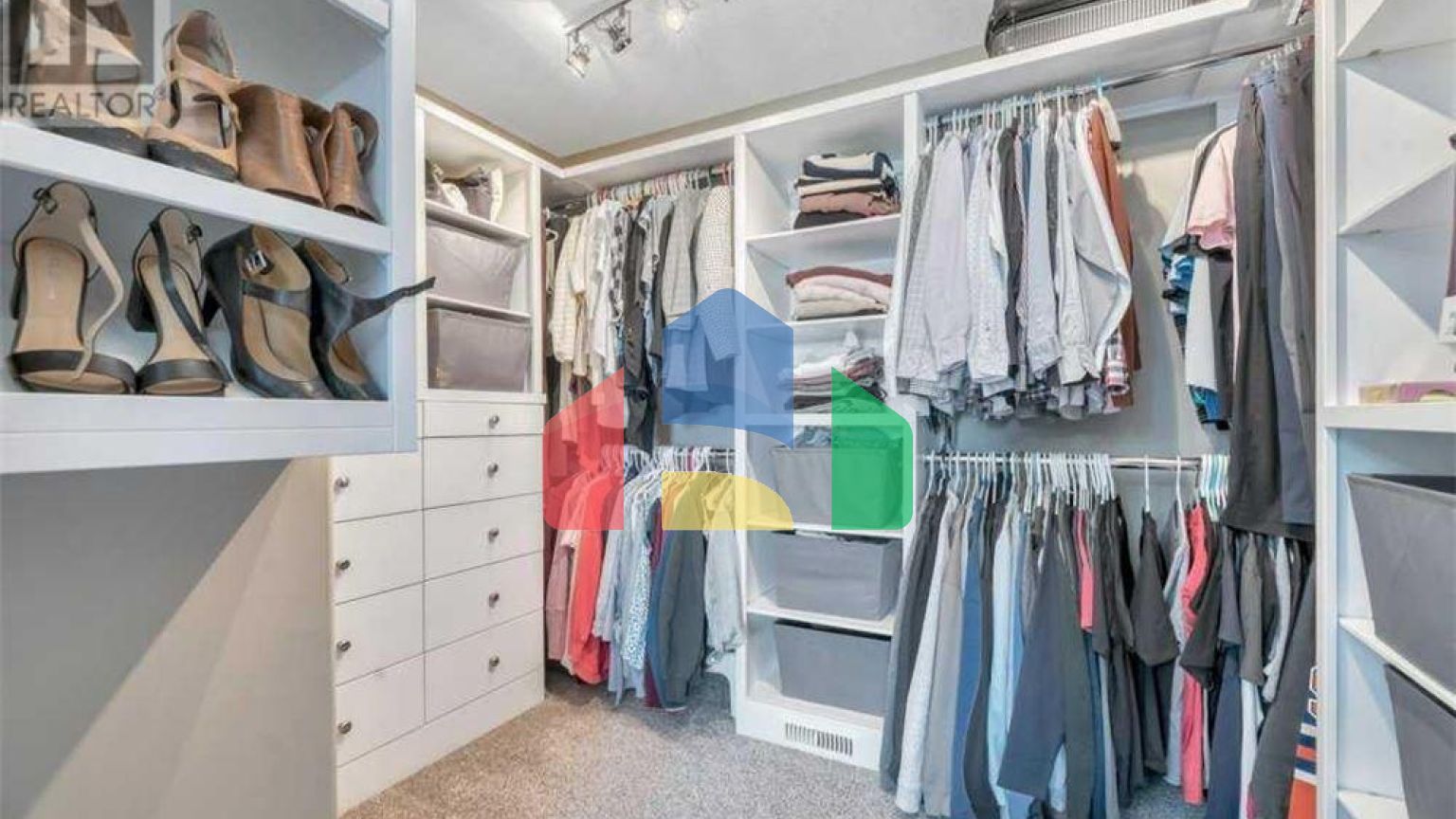 Residential - Single Family Home - Strathmore, Canada - Canada