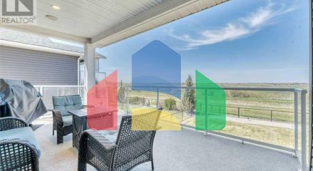 Residential - Single Family Home - Strathmore, Canada - Canada